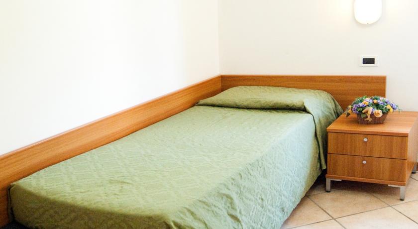 Hotel La Toscana Arezzo Phòng bức ảnh