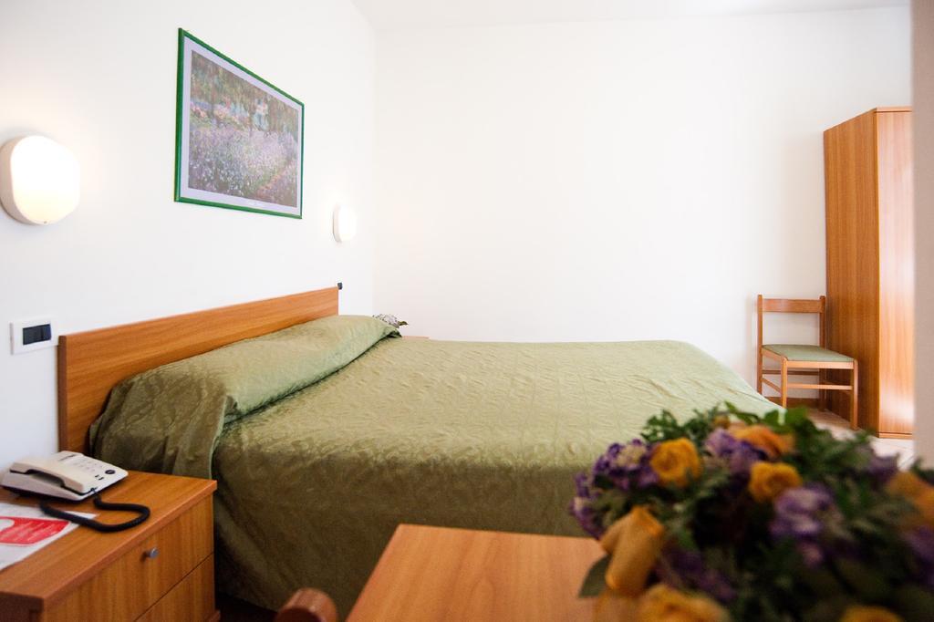Hotel La Toscana Arezzo Ngoại thất bức ảnh